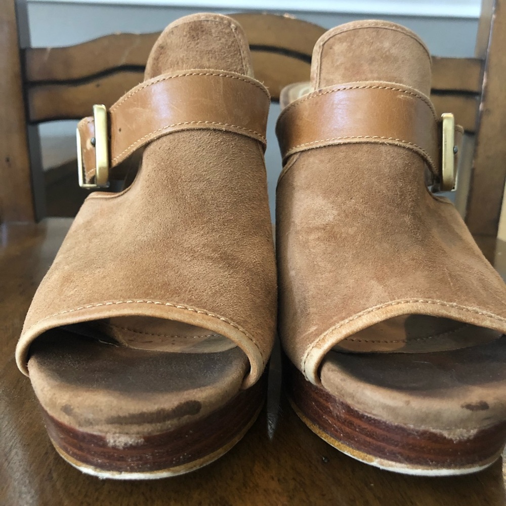 UGG TAN SUEDE MULES - Picture 4 of 11